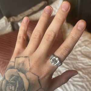 Men’s scorpion ring